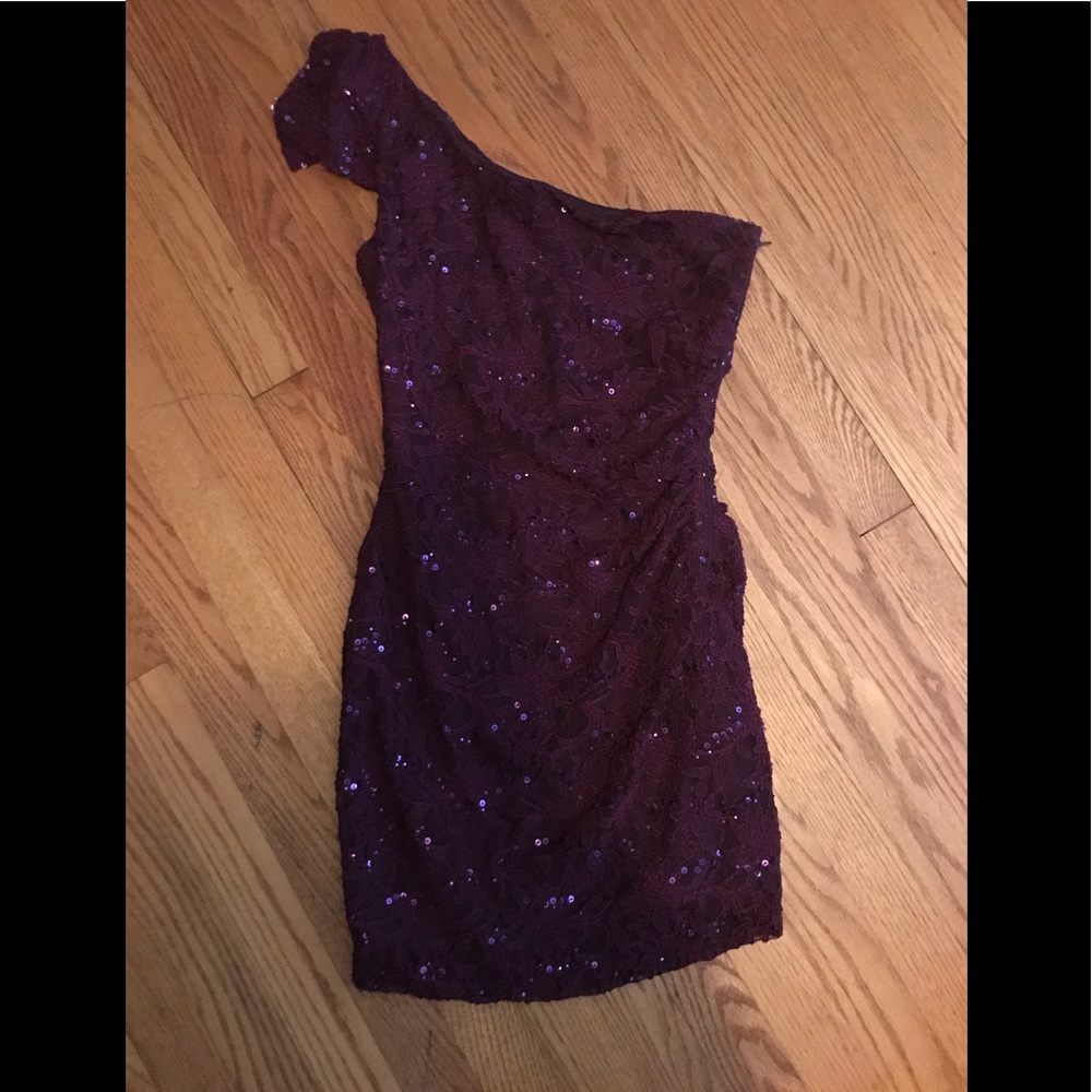 One shoulder cocktail dress